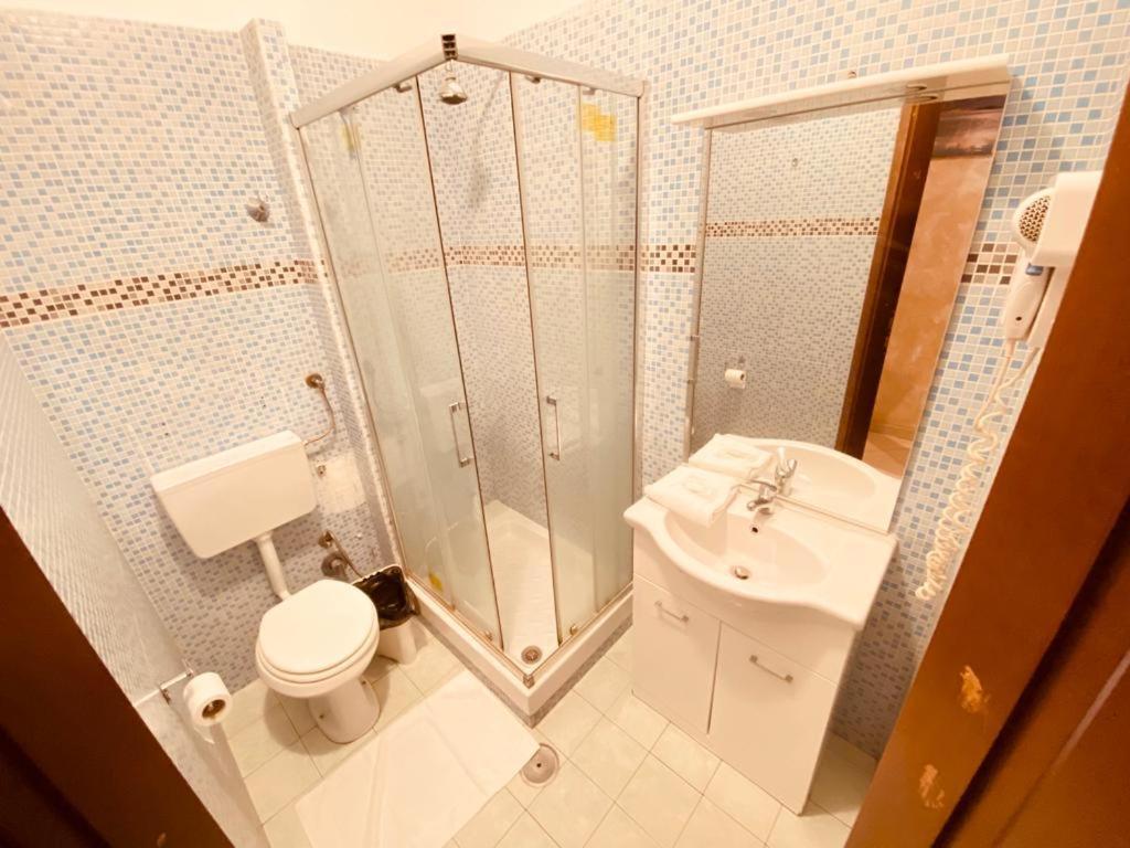 Roma Guest House Екстериор снимка